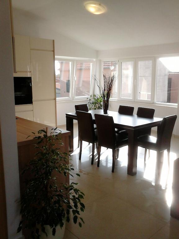 Adriatic Rose Apartment توراني الغرفة الصورة